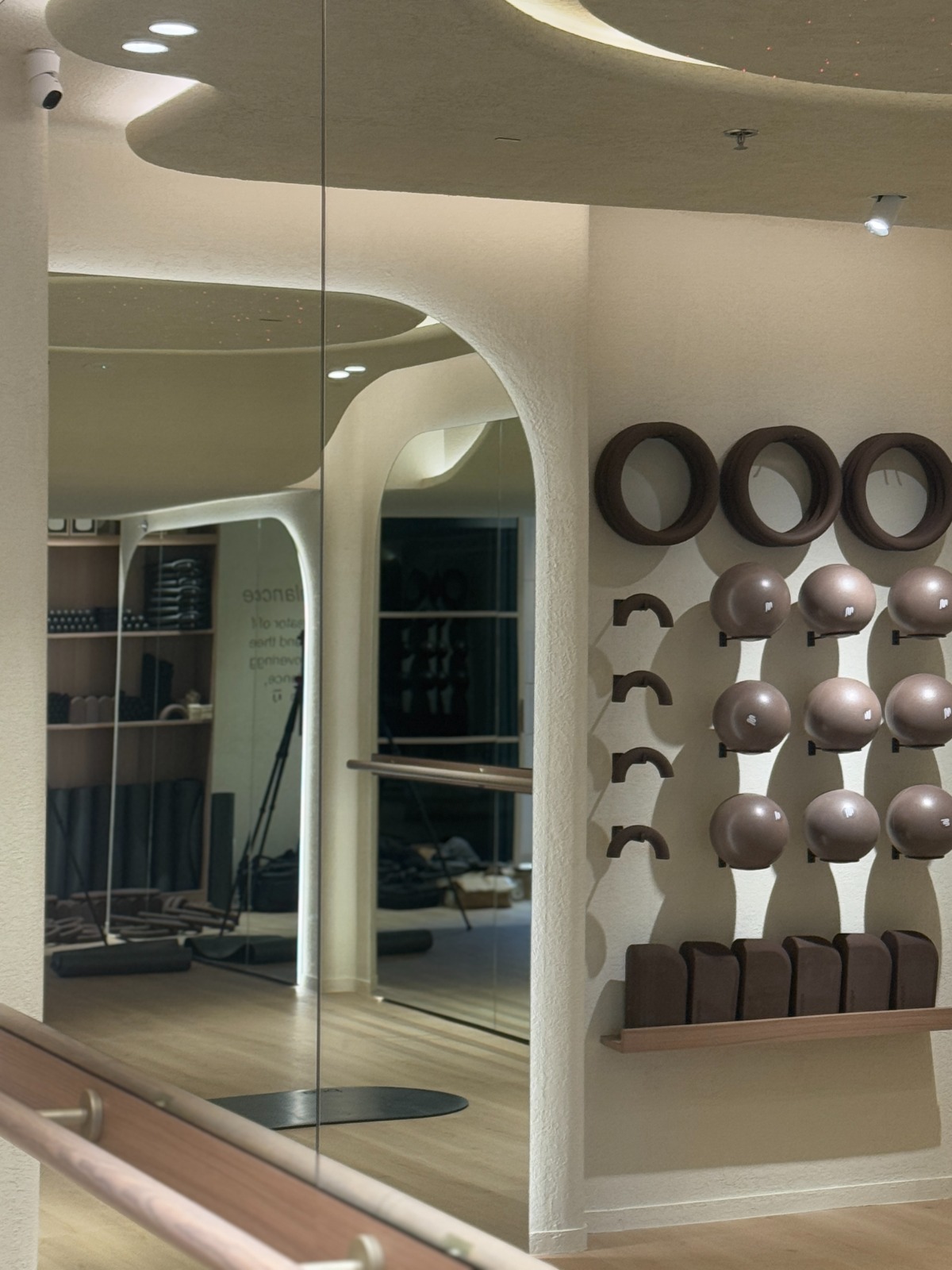 Tula Pilates JBR 3